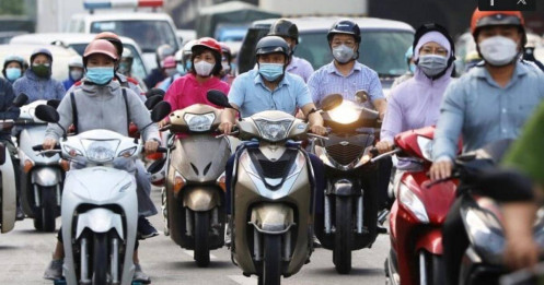 'Cấm xe máy xăng vào vành đai 1 Hà Nội từ tháng 7/2026 là quá gấp'