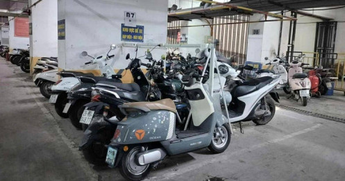 Chung cư 40.000 dân cấm xe điện: An toàn hay bất cập?