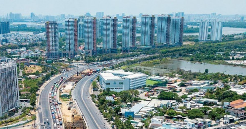 Địa ốc phía Nam “bật dậy”