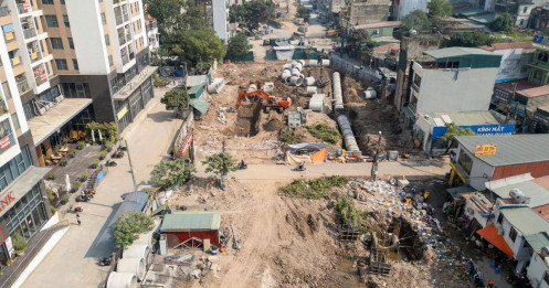 Gần 30 công trình tái lấn chiếm “chặn đường” Vành đai 2,5: Thành phố ra lệnh cắt điện, nước