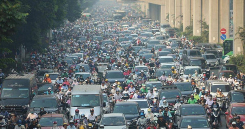 Hà Nội chi gần 1,5 triệu tỉ đồng “giải cứu” ùn tắc giao thông đến năm 2030