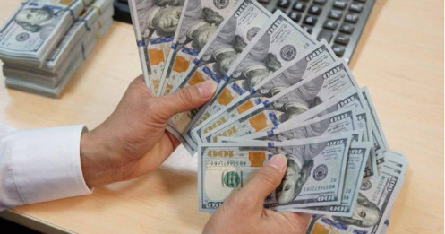 Giá USD tự do lao dốc mạnh