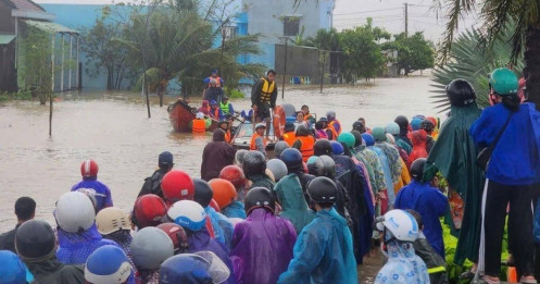 Dừng lập quỹ từ thiện kiểu “gửi tiền”