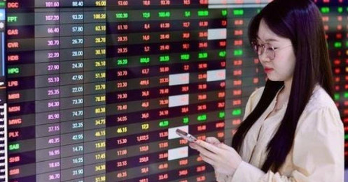 2.000 điểm trong tầm với, danh mục nên thay đổi gì?