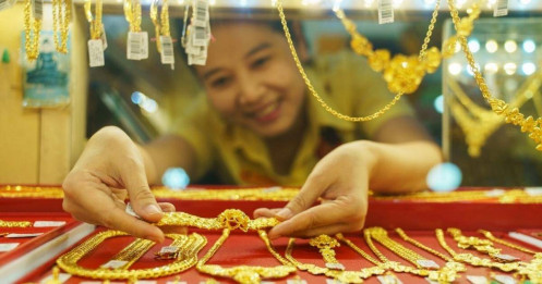 Vàng trang sức đứng trước thay đổi lớn về chính sách quản lý: Mở nhưng không buông