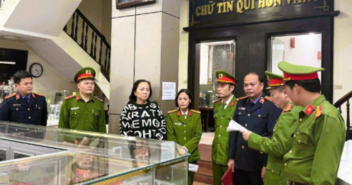 Tiệm vàng Kim Chung lộ "đường dây" trốn thuế siêu tinh vi: 1 tài khoản cá nhân xoay 163 tỷ chỉ trong 2 tháng