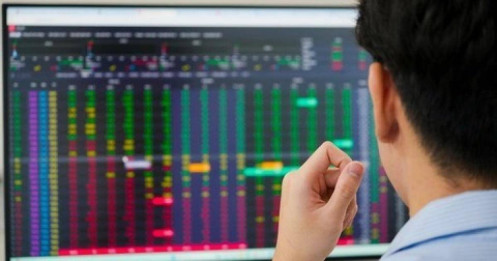 Blue-chip hàng tiêu dùng thu hút quỹ ngoại