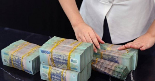 Lãi suất tiết kiệm ngắn hạn ‘hút’ khách