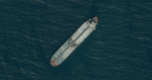 Tàu chở dầu vừa bị bắt ở Venezuela từng nhiều lần làm giả vị trí