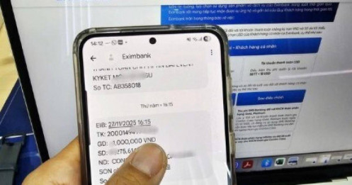 Vì sao ngân hàng đột ngột thu phí sau nhiều năm miễn phí?