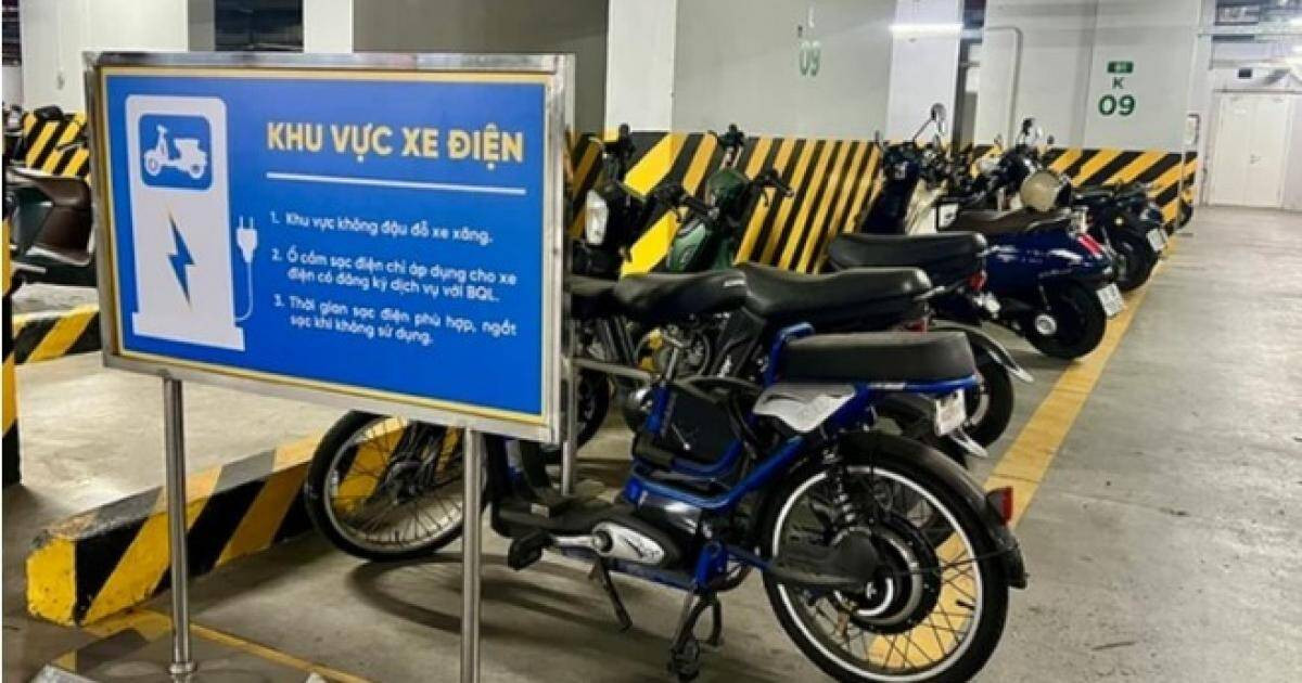 Sự kiện: Hà Nội cấm xe máy chạy xăng