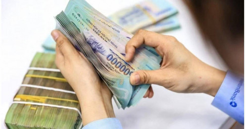 Cuối năm vay tiêu dùng: Hiểu đúng lãi suất để không tự đẩy mình vào bẫy nợ