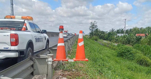 Người Việt an toàn hơn nhờ sáng kiến chóp nón cam trên cao tốc