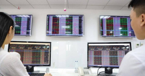 Tâm lý thận trọng lan rộng, dòng tiền chuyển sang phòng thủ