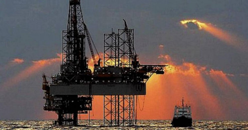 Công ty lọc dầu độc lập của Trung Quốc mua dầu của Nga với giá chiết khấu sâu sau lệnh trừng phạt.