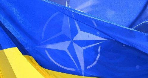 Niềm tin vào NATO và Mỹ lao dốc: Chỉ 1/3 người Ukraine còn tin liên minh