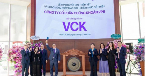 Chứng khoán VPS chính thức niêm yết trên HoSE