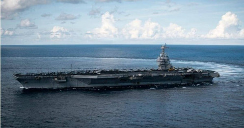 Ông Trump: Hạm đội Mỹ đang bao vây hoàn toàn Venezuela