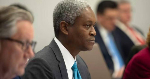 Quan chức Fed công khai phản đối hạ lãi suất, dự đoán không có đợt cắt giảm trong năm 2026: ‘Đừng vội ăn mừng’