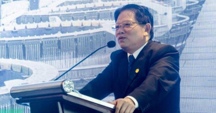 Ông Đào Hữu Huyền nói gì khi cổ phiếu Hóa chất Đức Giang (DGC) liên tiếp giảm sàn?