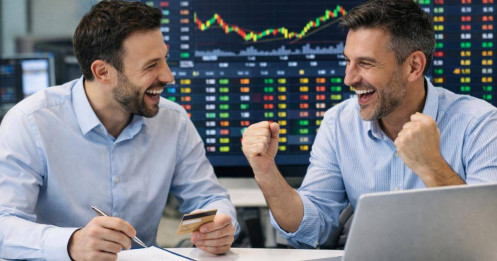 Không phải ngân hàng, tại sao doanh nghiệp này kinh doanh tiền cực hiệu quả?