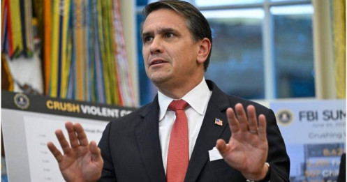 Bộ Tư pháp Mỹ phủ nhận che giấu thông tin về ông Trump trong hồ sơ Epstein