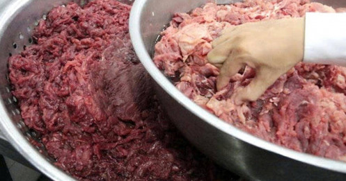 Rùng mình thịt heo “đội lốt” thịt bò: Hóa chất công nghiệp đang đầu độc bữa ăn?