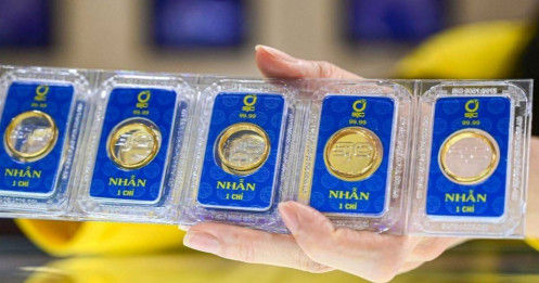 Giá vàng hôm nay 24/12/2025: Vàng miếng SJC, nhẫn trơn lập đỉnh theo thế giới