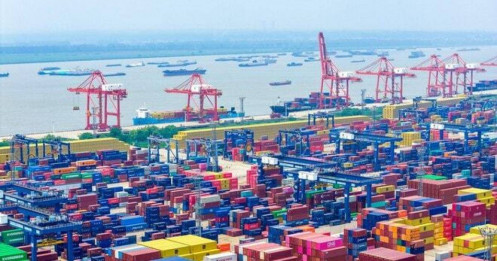 Vì sao năm 2026 lại được dự báo là một năm đầy khó khăn đối với thương mại toàn cầu?