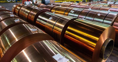 Giá đồng lập kỷ lục mới do lo ngại về thuế quan và nguồn cung thiếu hụt