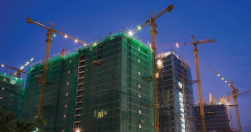 Nhà thầu xây dựng bùng nổ đơn hàng