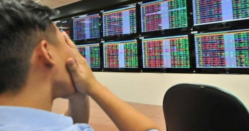 1.800 điểm: Cú hích ngắn, cú rơi dài