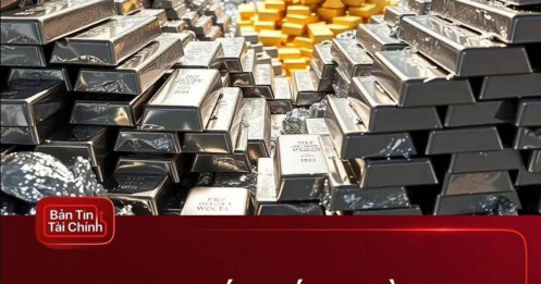 Trong khi thị trường đang đổ dồn sự chú ý vào vàng thì bạc bất ngờ trở thành "ngôi sao sáng" với hiệu suất sinh lời cao hơn hẳn