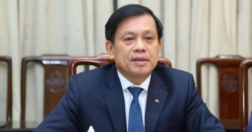 Thu giữ 25 phong bì tiền tỷ đề tên doanh nghiệp tại nơi làm việc của cựu Thứ trưởng Nguyễn Bá Hoan