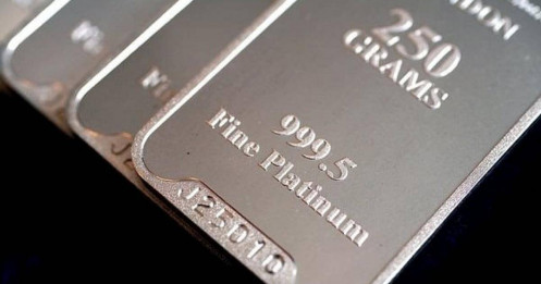 Bạc bùng nổ 175% năm nay nhưng vẫn chưa bằng kim loại này