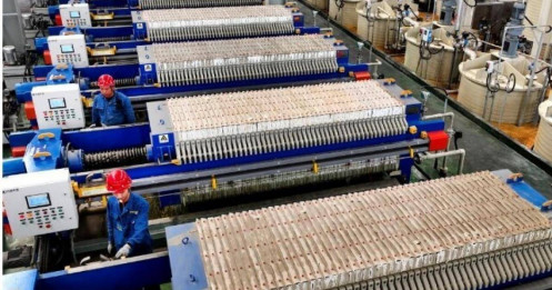 Mặt trái của kỳ tích xe điện Trung Quốc