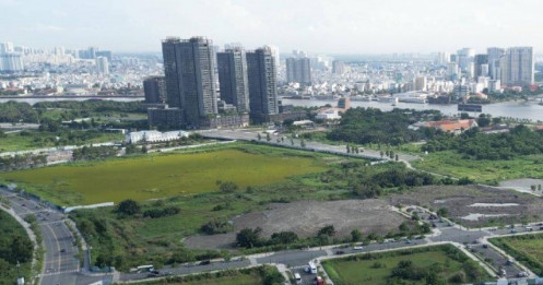 Giá nhà tăng do luật có nhiều cách hiểu khác nhau