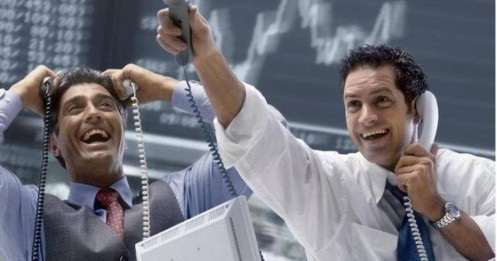 Phiên cuối năm, khối ngoại tiếp đà mua hơn 700 tỷ đồng, 'gom' mạnh cổ bank