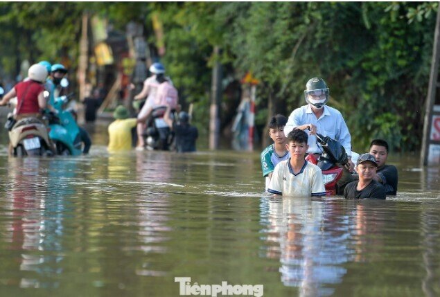 Hà Nội lộ lỗ hổng cảnh báo thiên tai, ngập lụt