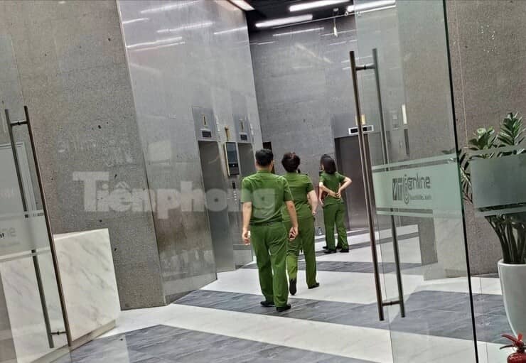 Công an xuất hiện ở tòa nhà có trụ sở công ty của Shark Bình