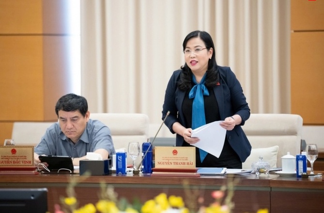 'Hợp đồng bảo hiểm rất dày nên nhiều người không thể đọc hết'