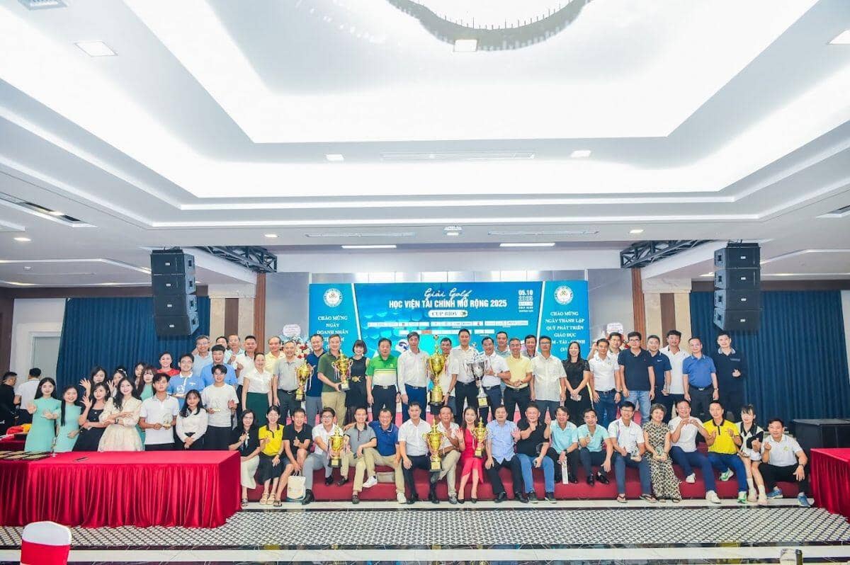 Golfer Kiều Văn Cường ( Gross 76) vô địch Giải Golf Học viện Tài chính Mở rộng năm 2025 - Cup BIDV