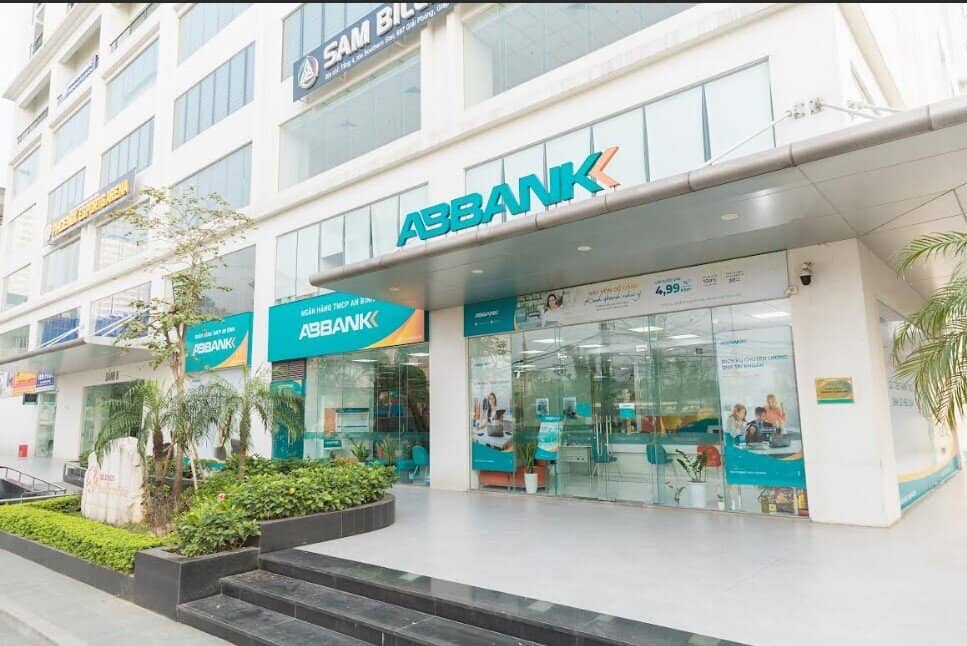 Kết thúc quý 3, ABBank đạt 128% kế hoạch lợi nhuận năm 2025, được chấp thuận kế hoạch tăng vốn điều lệ thêm 3.600 tỷ đồng