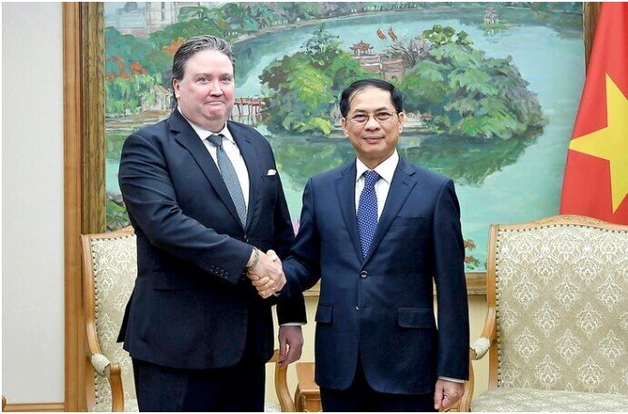 Việt Nam sẽ tiếp tục tăng mua hàng Mỹ, ưu tiên máy bay và sản phẩm bán dẫn