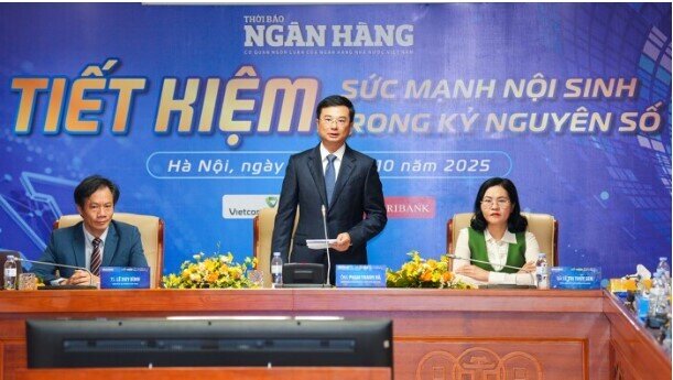 Tiền gửi dân cư cán mốc 8 triệu tỷ đồng