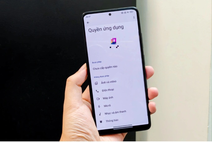 Cảnh báo: Nguy cơ mất sạch tiền trong ngân hàng vì ứng dụng livestream khiêu dâm