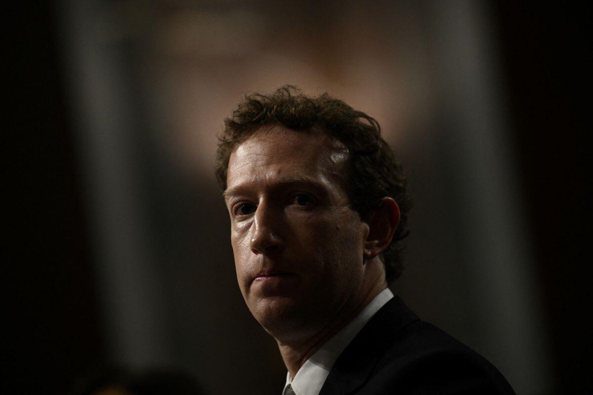 Mark Zuckerberg mất 25 tỷ USD chỉ trong một ngày: Cú rơi khiến CEO Meta tụt xuống vị trí giàu thứ 5 thế giới