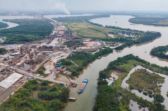 Các ông lớn bất động sản đua săn quỹ đất sạch