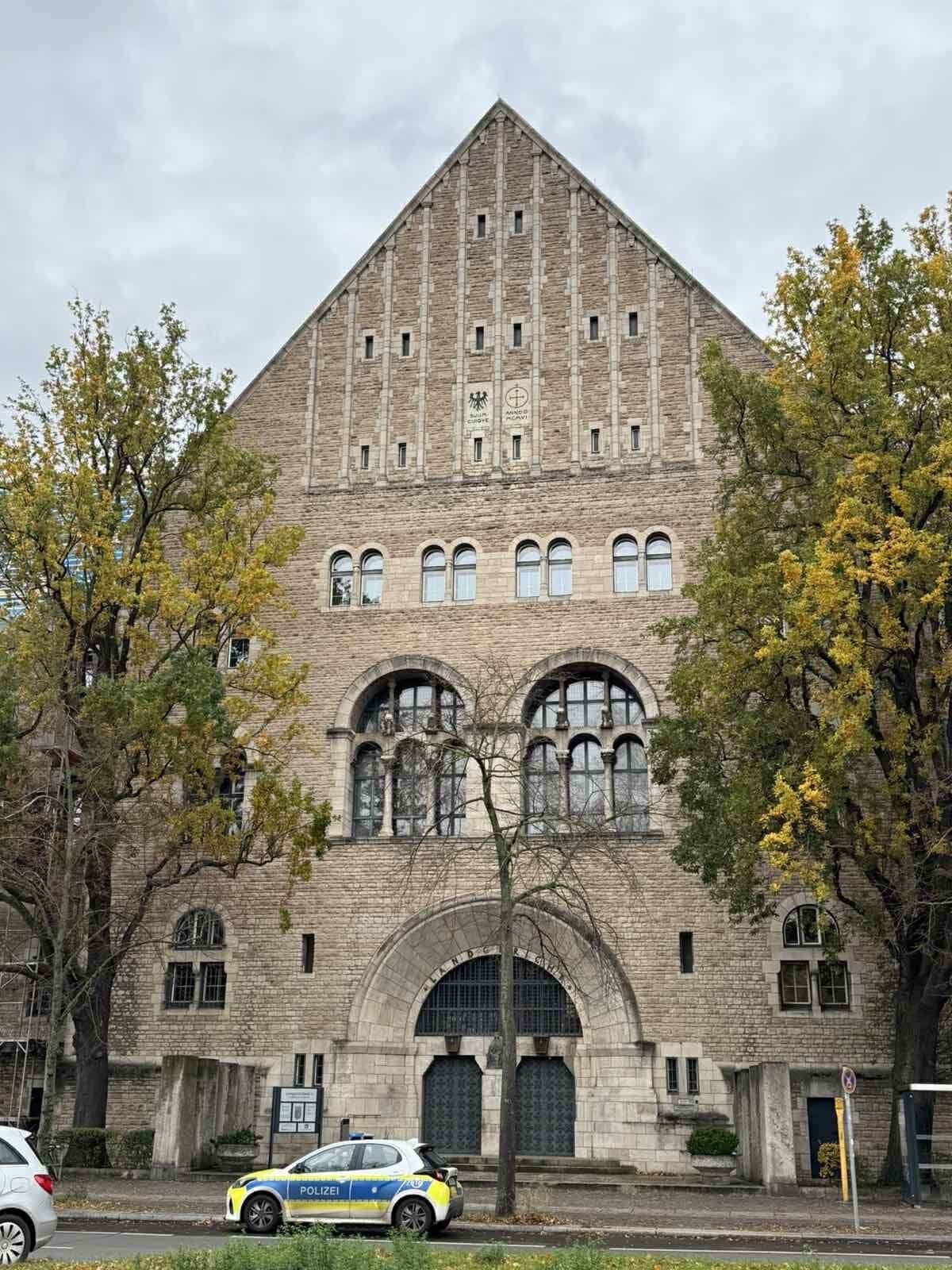 Tòa án Đức xét xử vụ Vingroup kiện Lê Trung Khoa vì hành vi vu khống, phỉ báng