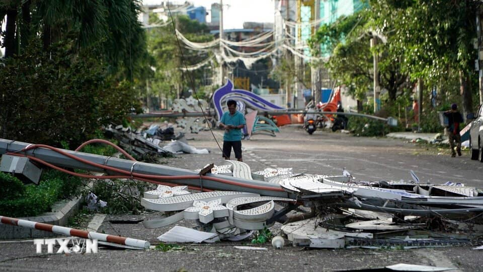 Cảnh tượng bão số 13 càn quét ở Gia Lai, thiệt hại ước tính hơn 5.000 tỷ đồng